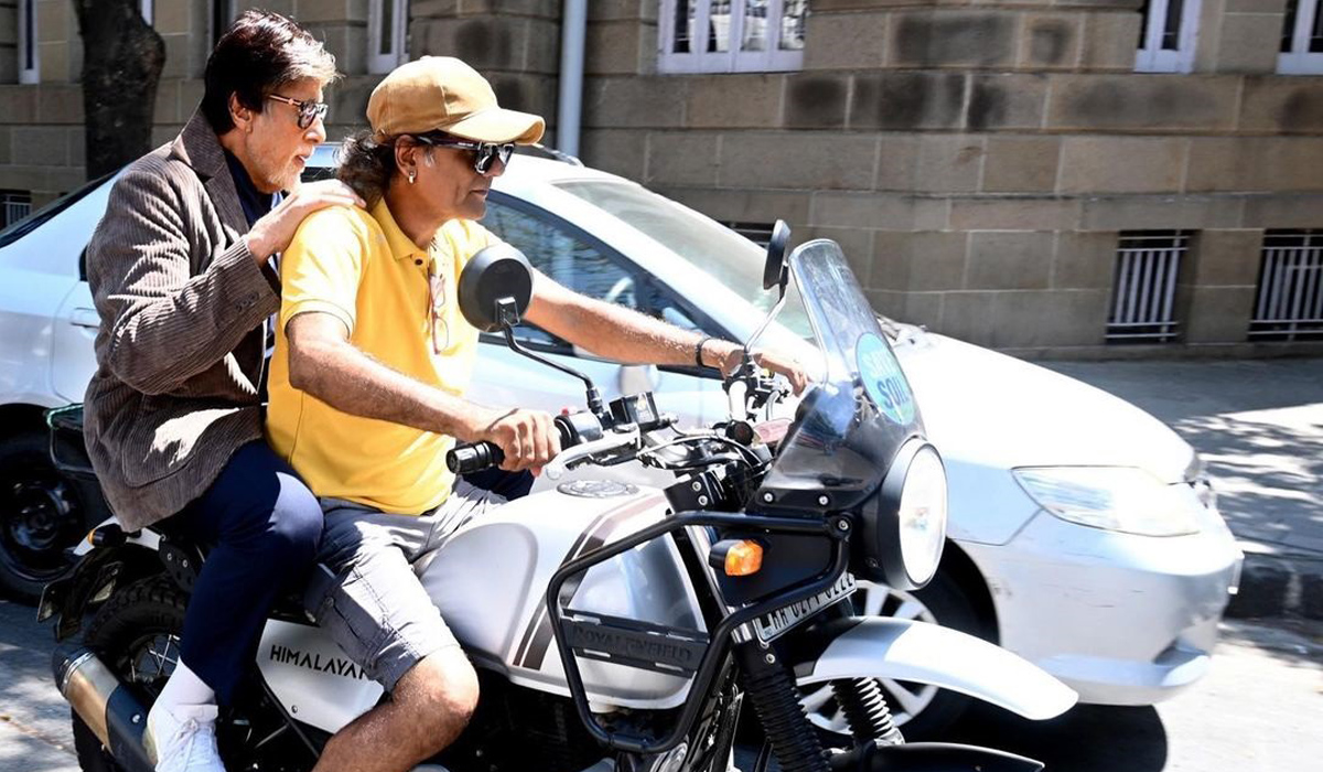 Amitabh Bachchan, Anushka Sharma Face Mumbai Police Action for Riding Bikes Without Helmets